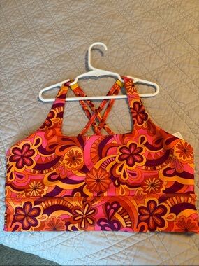 CVG Vibrant Floral Crisscross Sports Bra - Pink & Orange